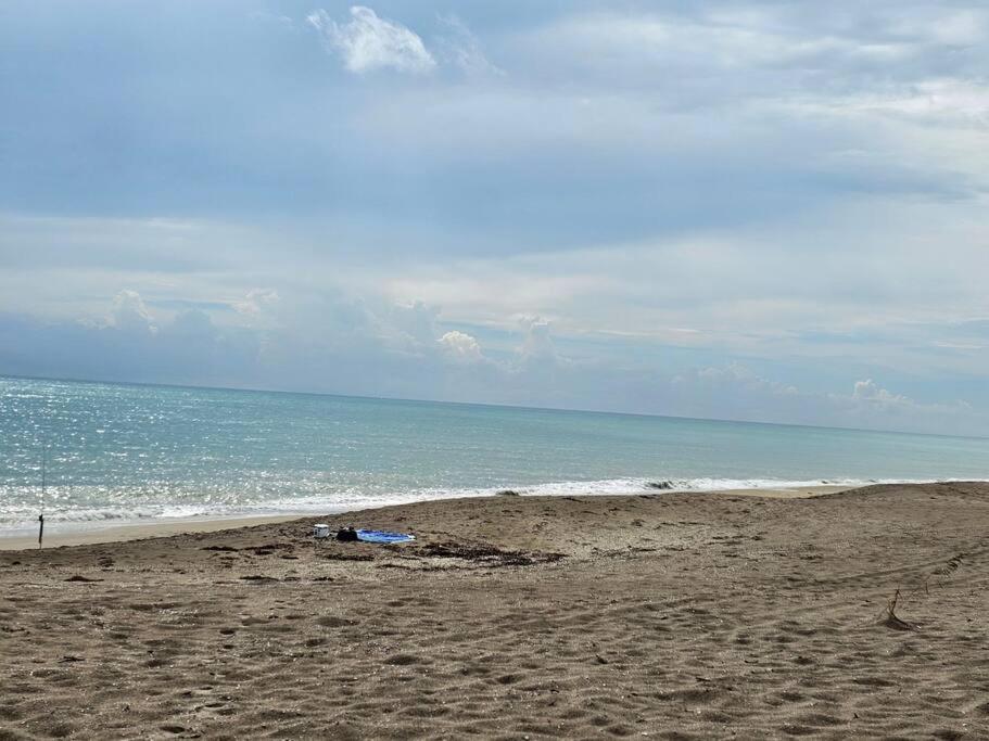 דירות פורט פירס Seaside Cove מראה חיצוני תמונה